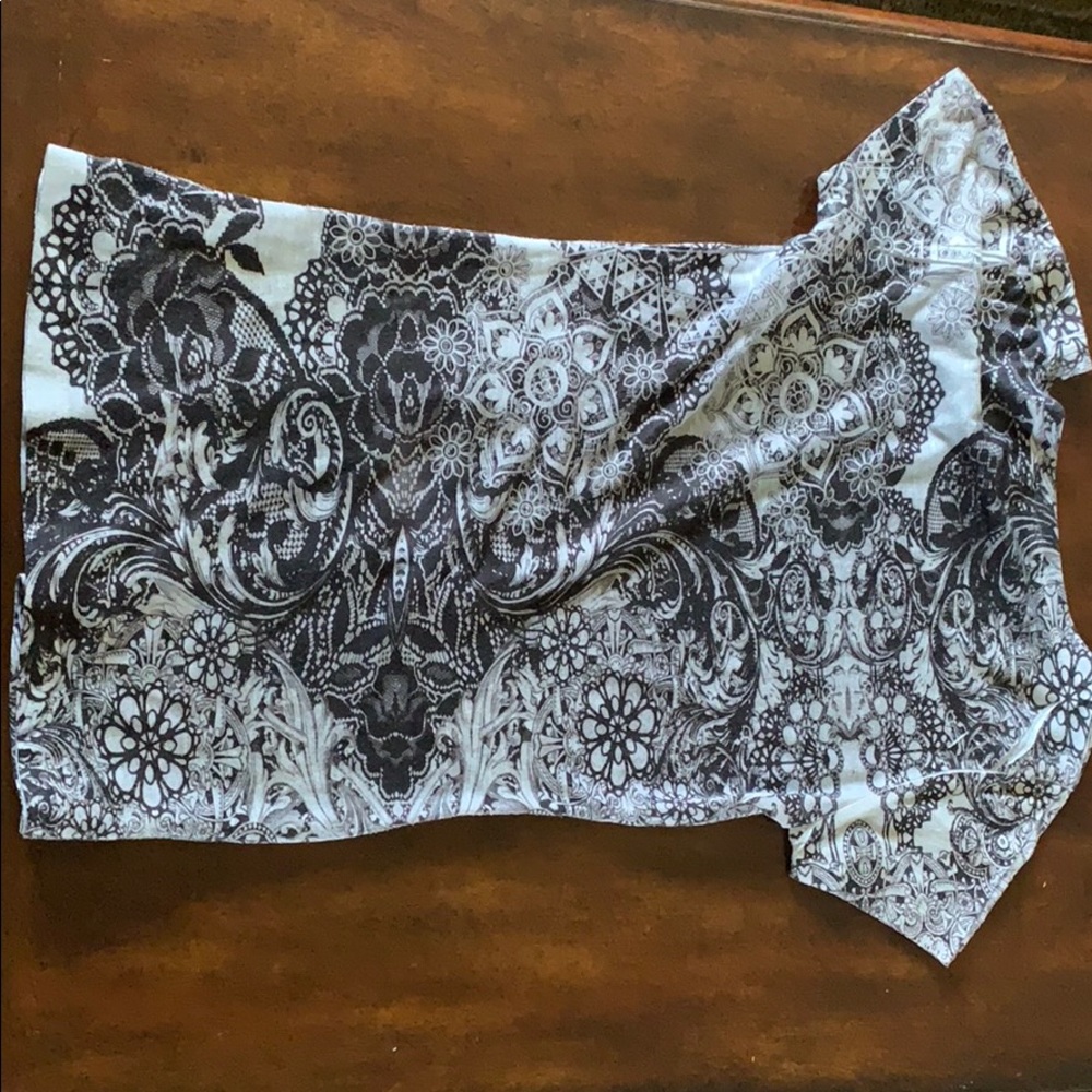 Shirt - Picture 2 of 3